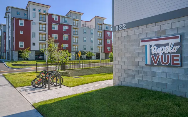 Tupelo Vue Apartments Tupelo Vue Apartments - Plant