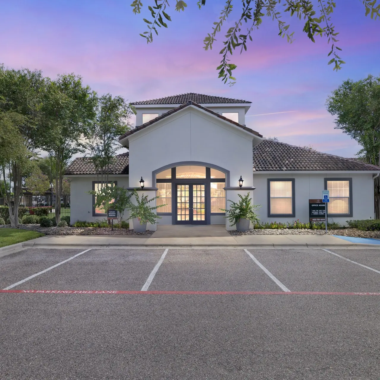 Cienega Leasing Office