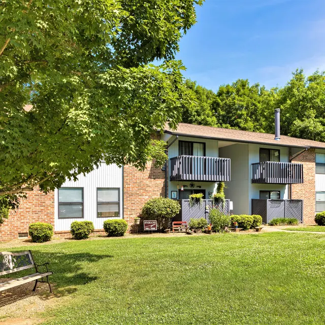 Cross Creek - Grass, Plant, Bench