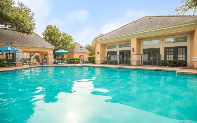 Tuscany at Goldmark - Hotel, Resort, Pool