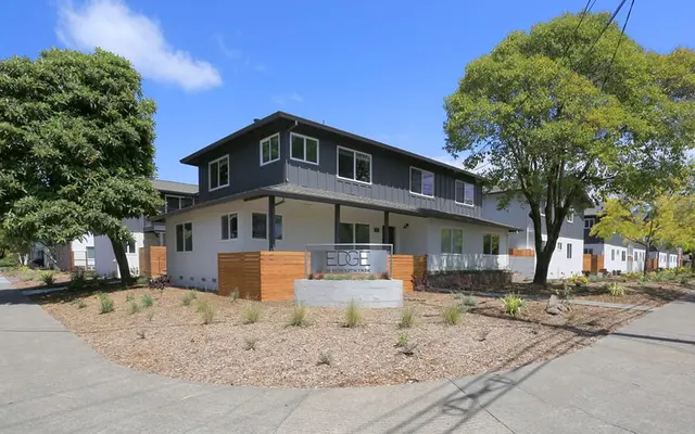 Edge at Howarth Park