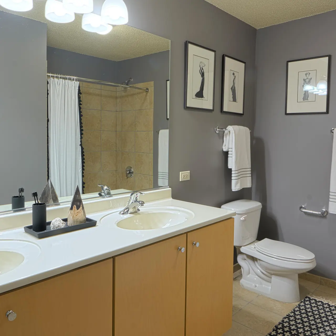 Aqua at Lakeshore East - Double Sink