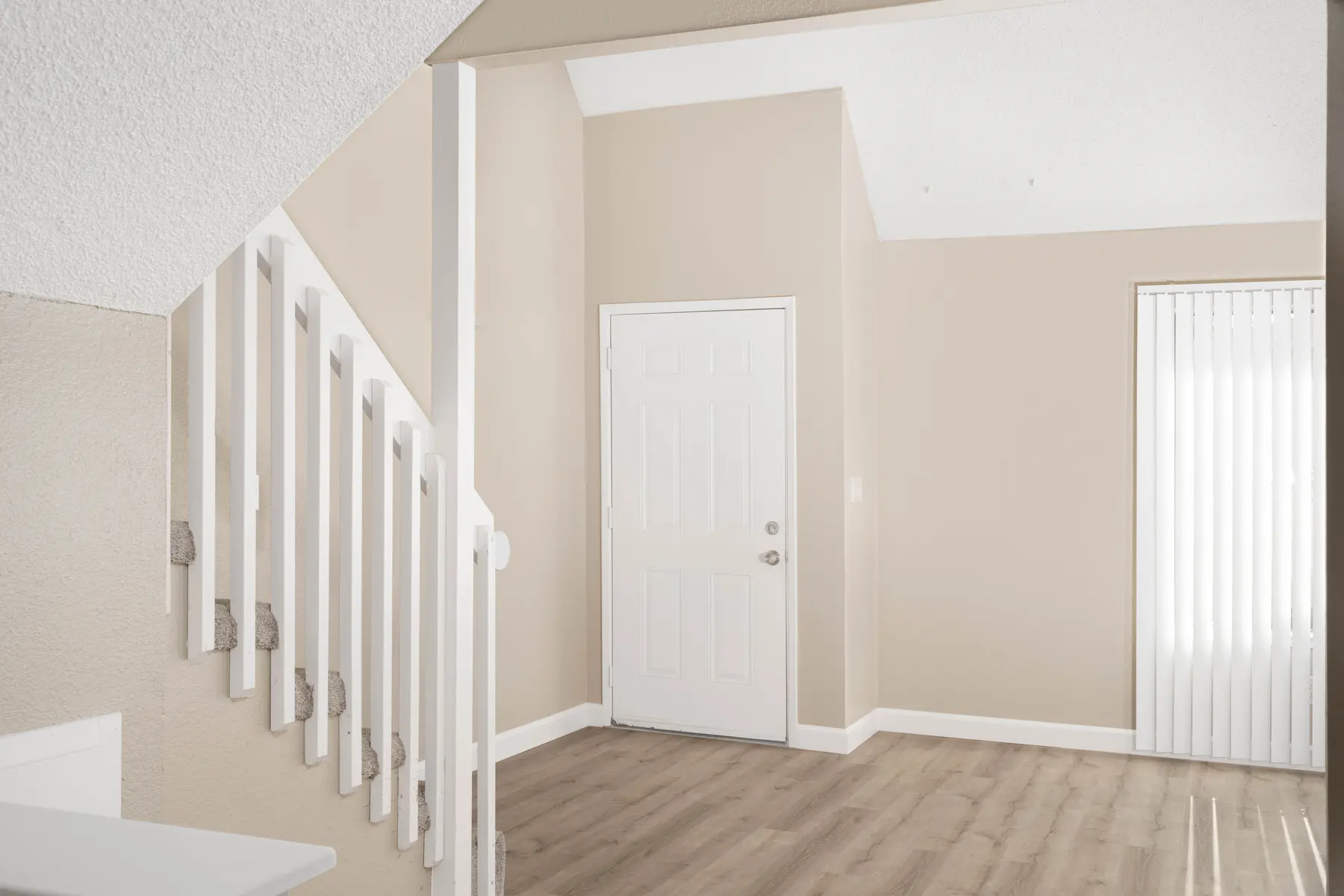 Swanston Park Townhomes - Indoors, Interior Design, Foyer