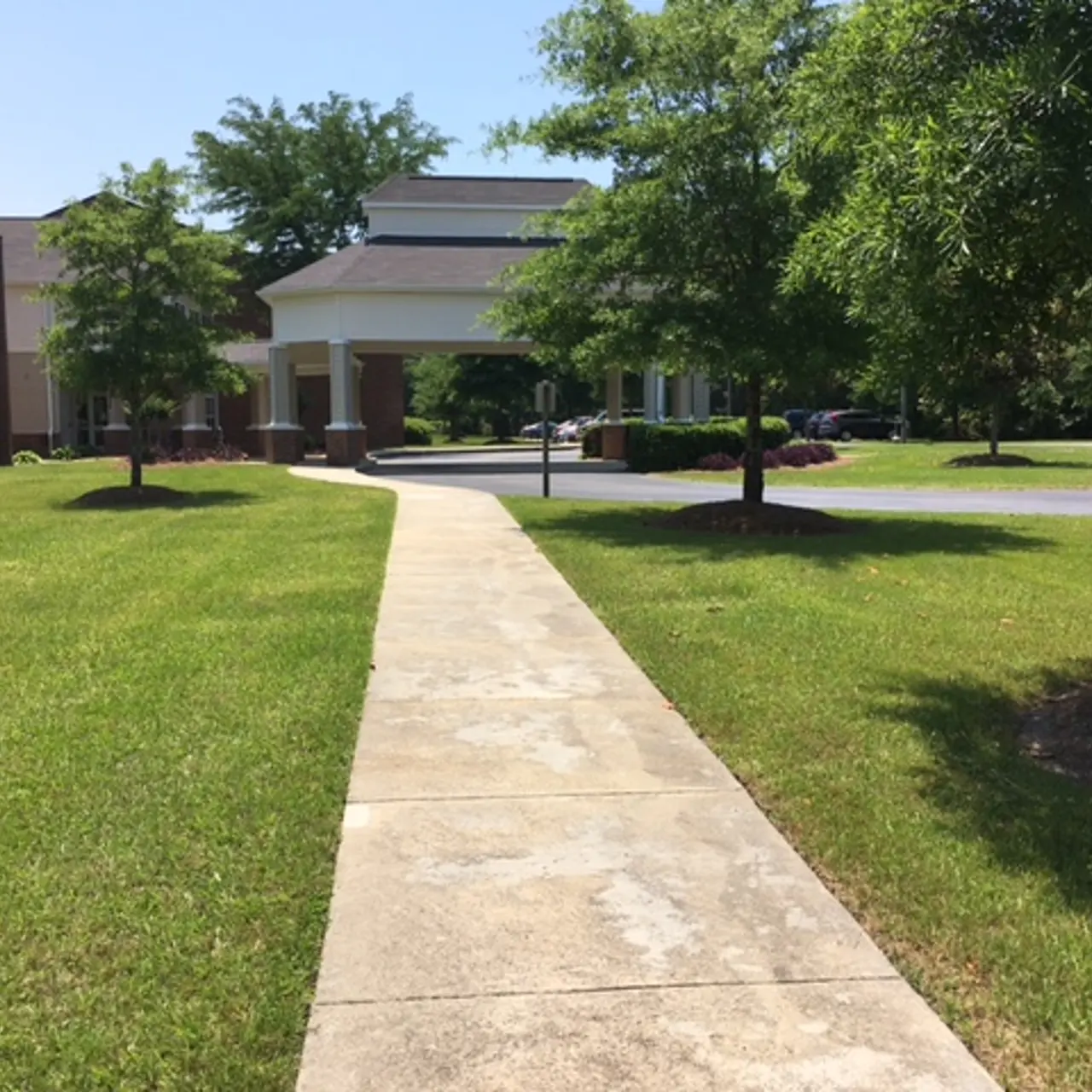Cedar Trace Landing - Grass, Outdoors, Car