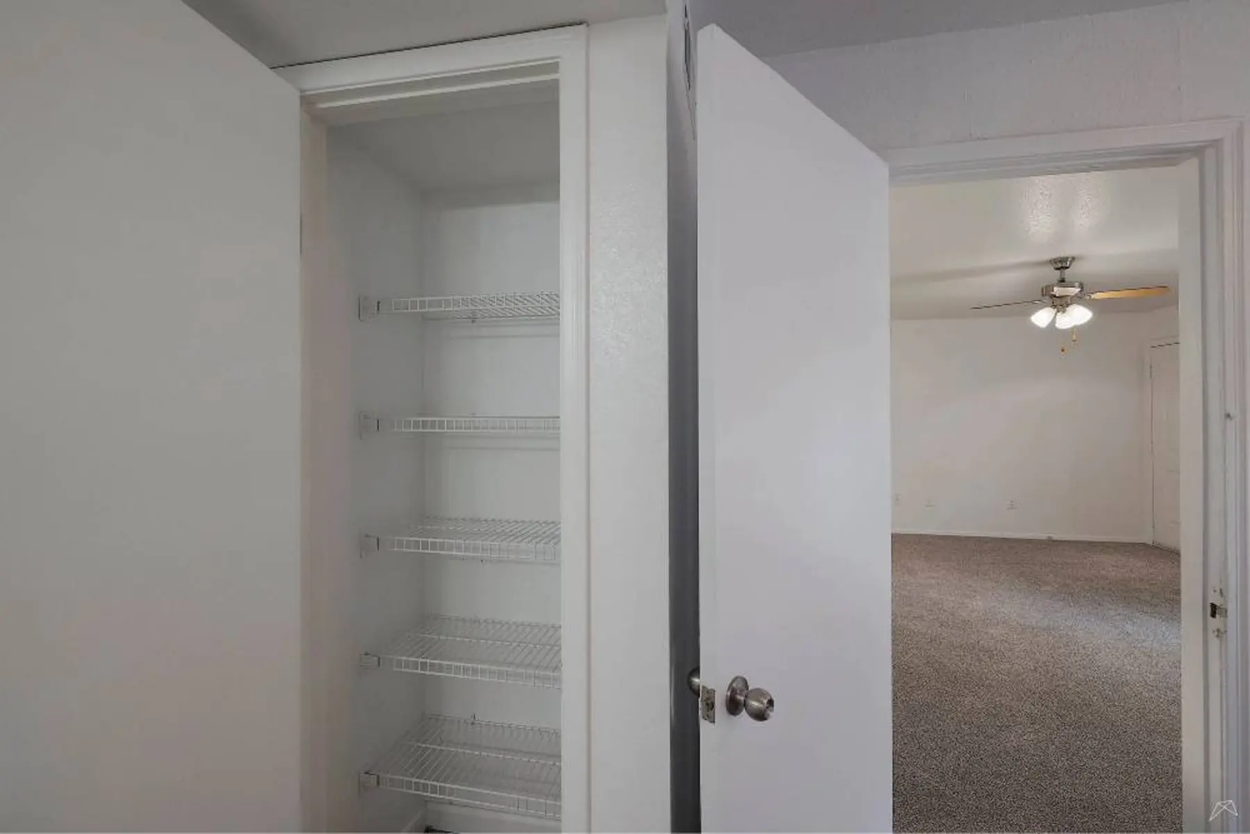 p2527064_Lexington_Hills_2bed_2bath_A_19_2_FloorPlan.jpg