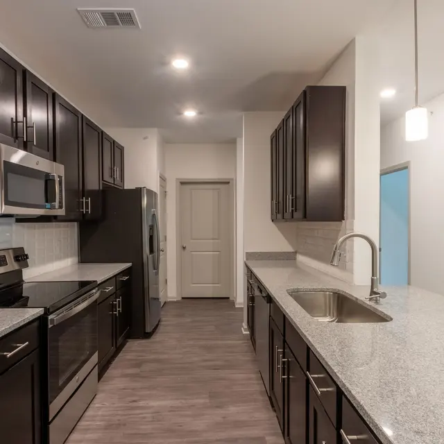 Summer Lake Summer Lake - Room, Indoors, Oven