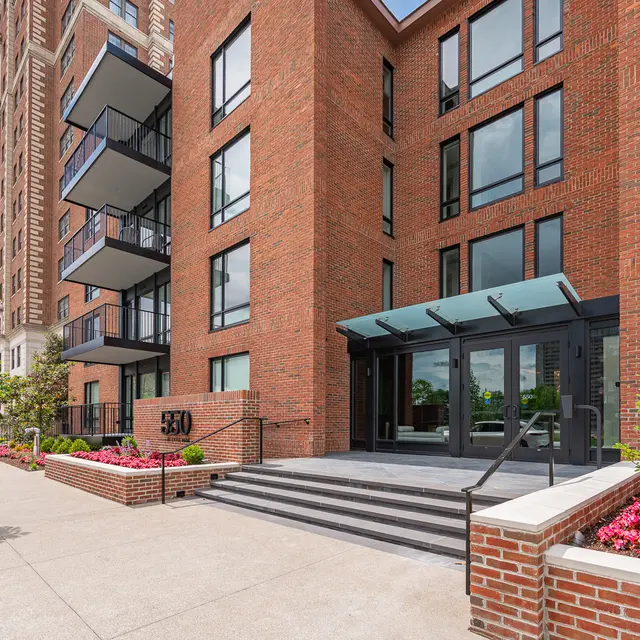 550 At Lytle Park - City, Urban, Apartment Building