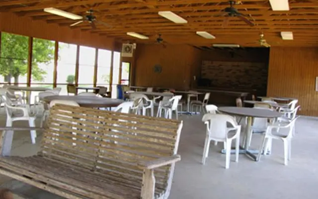 Holy Cross Bossier - Cafeteria