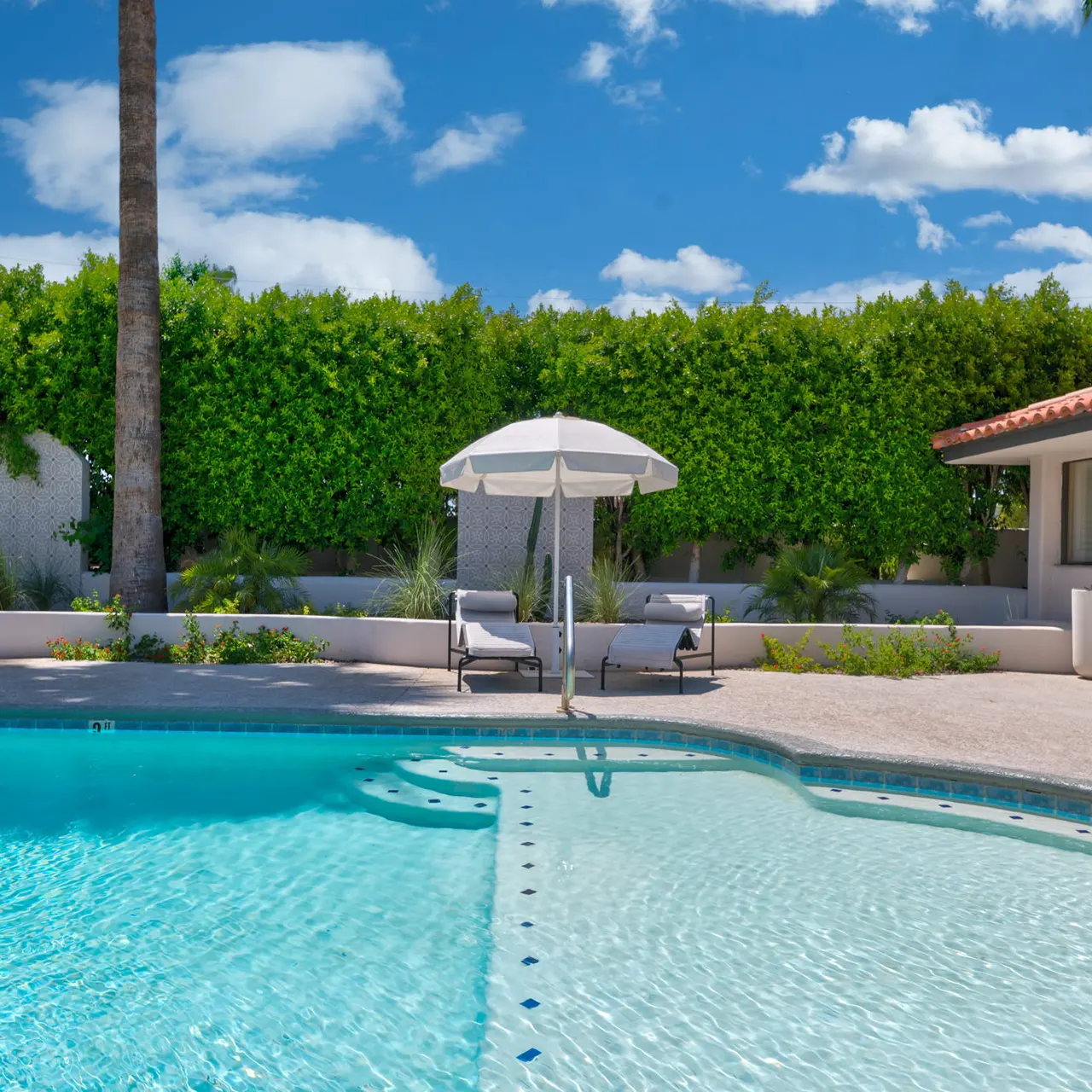 Echelon Echelon - Pool, Water, Building