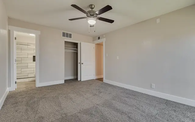 Sweet Redemption - Corner, Ceiling Fan, Appliance