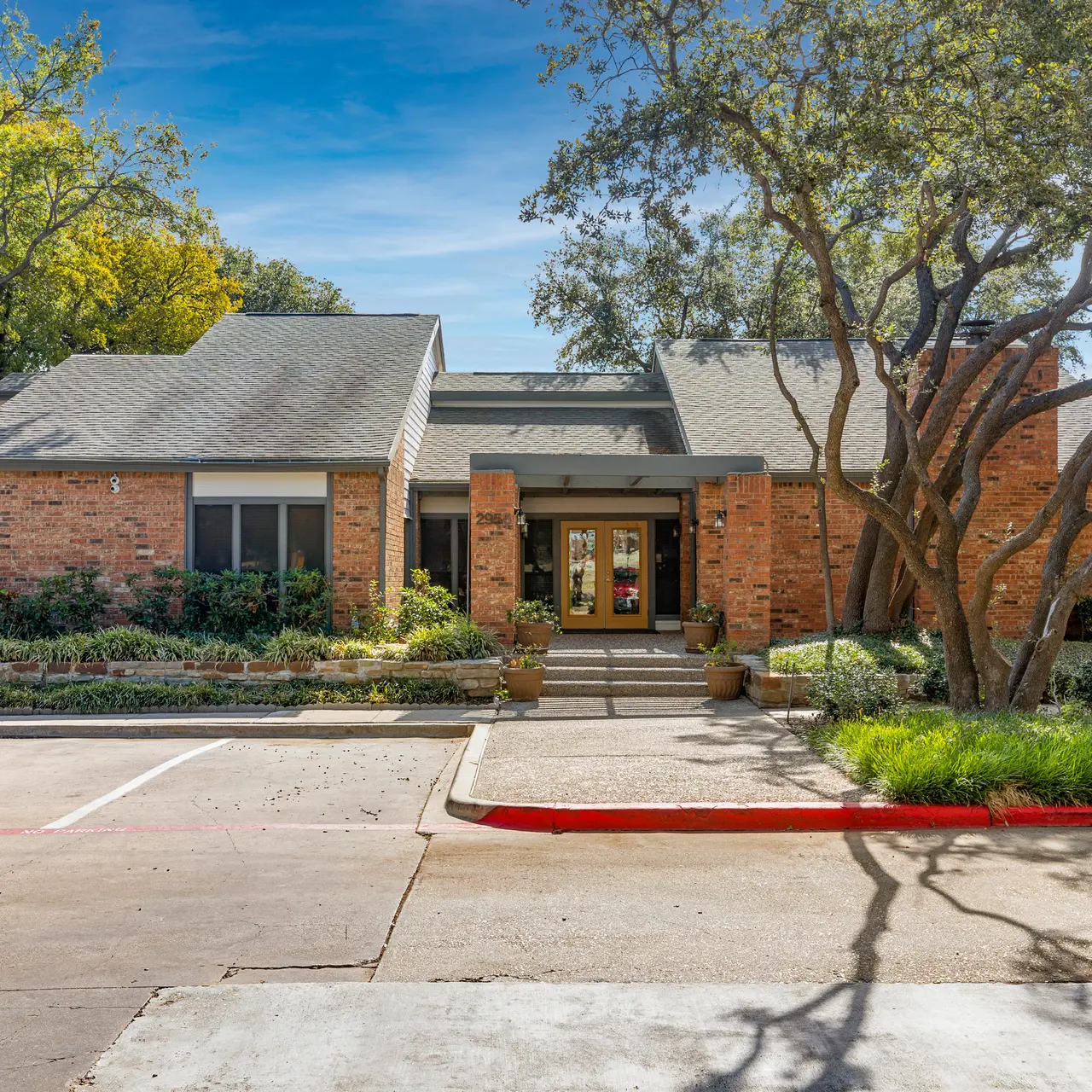 Clayton Pointe - Neighborhood, Plant, Suburb