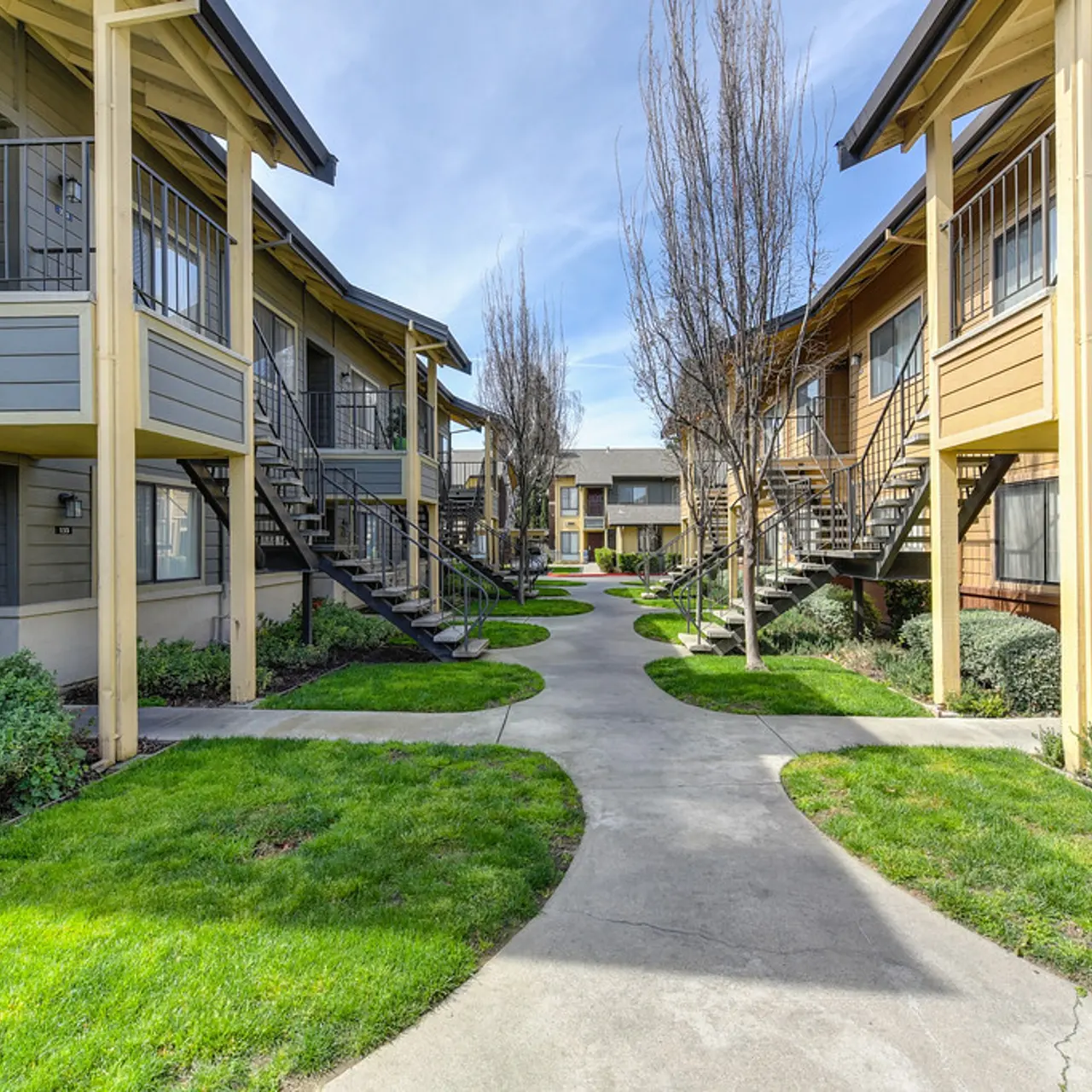 Avalon Place - Building, City, Plant