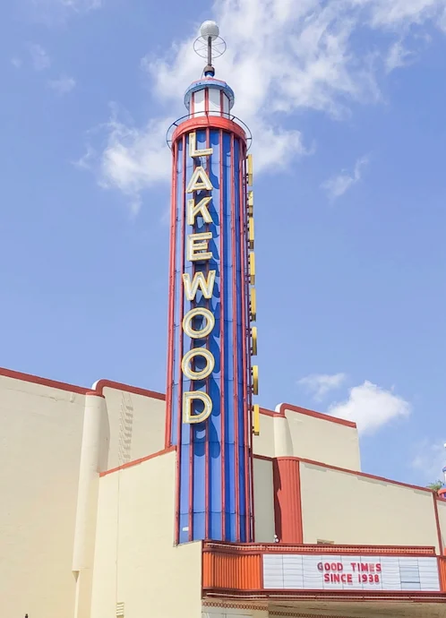 Live at Indio - Room