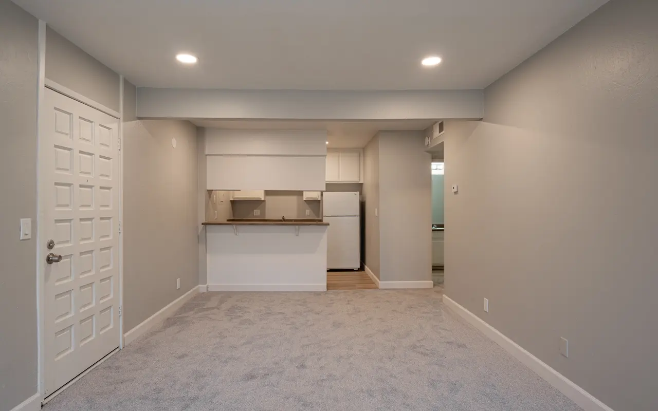 2712 E Street - Corner, Floor, Flooring