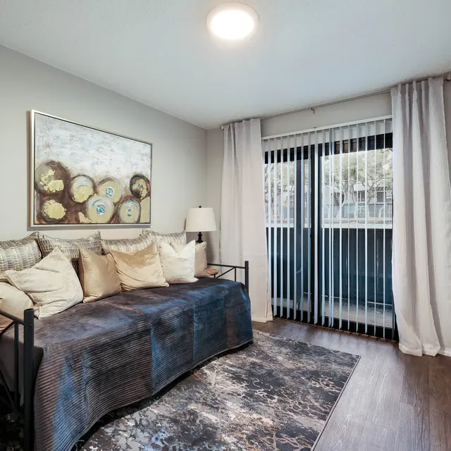 Seville Model BR2.jpg