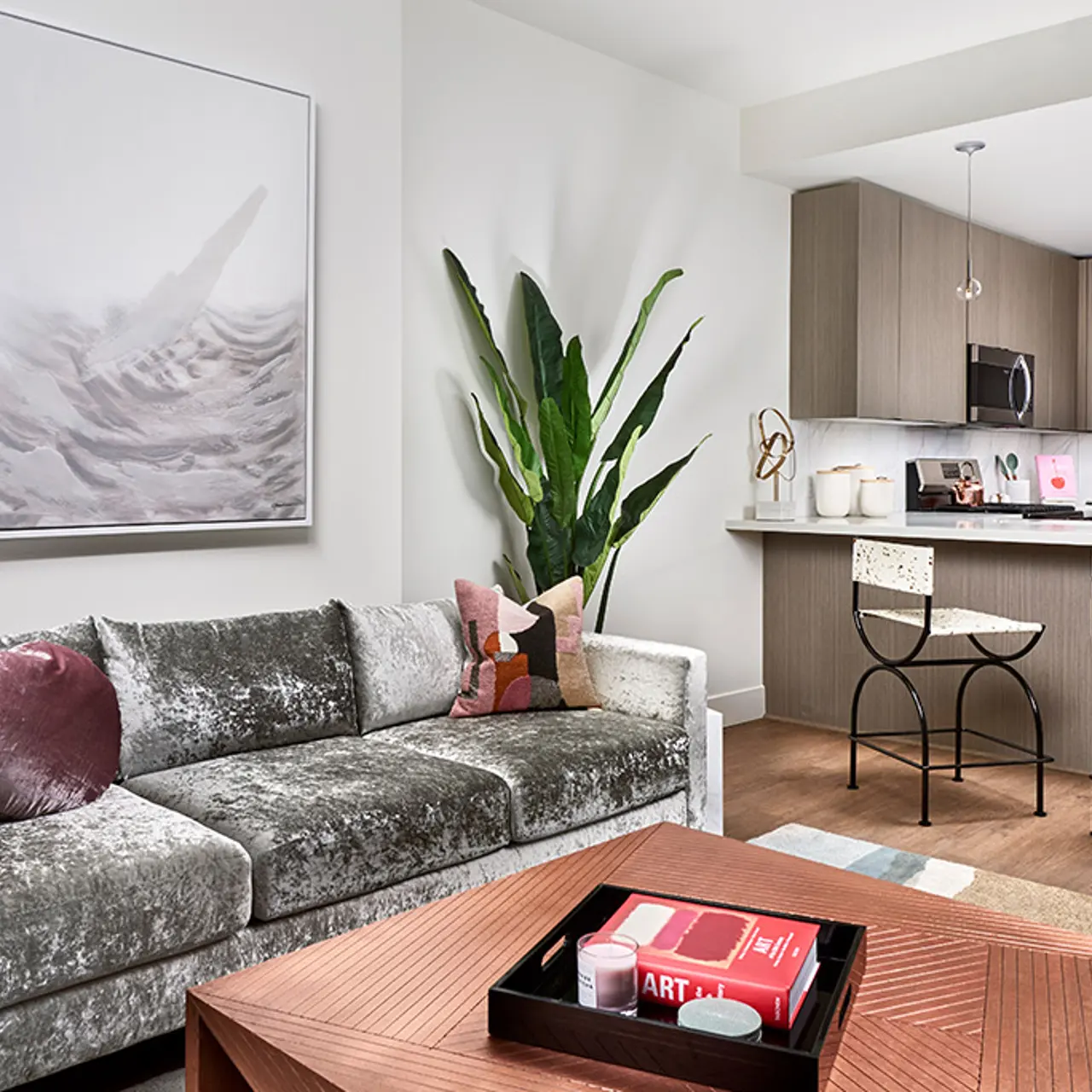 Alina Los Angeles - Room