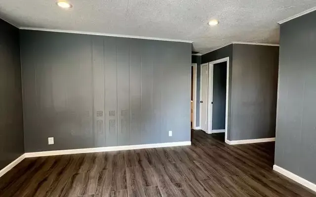 Oak Tree Apartments - Floor, Flooring, Indoors