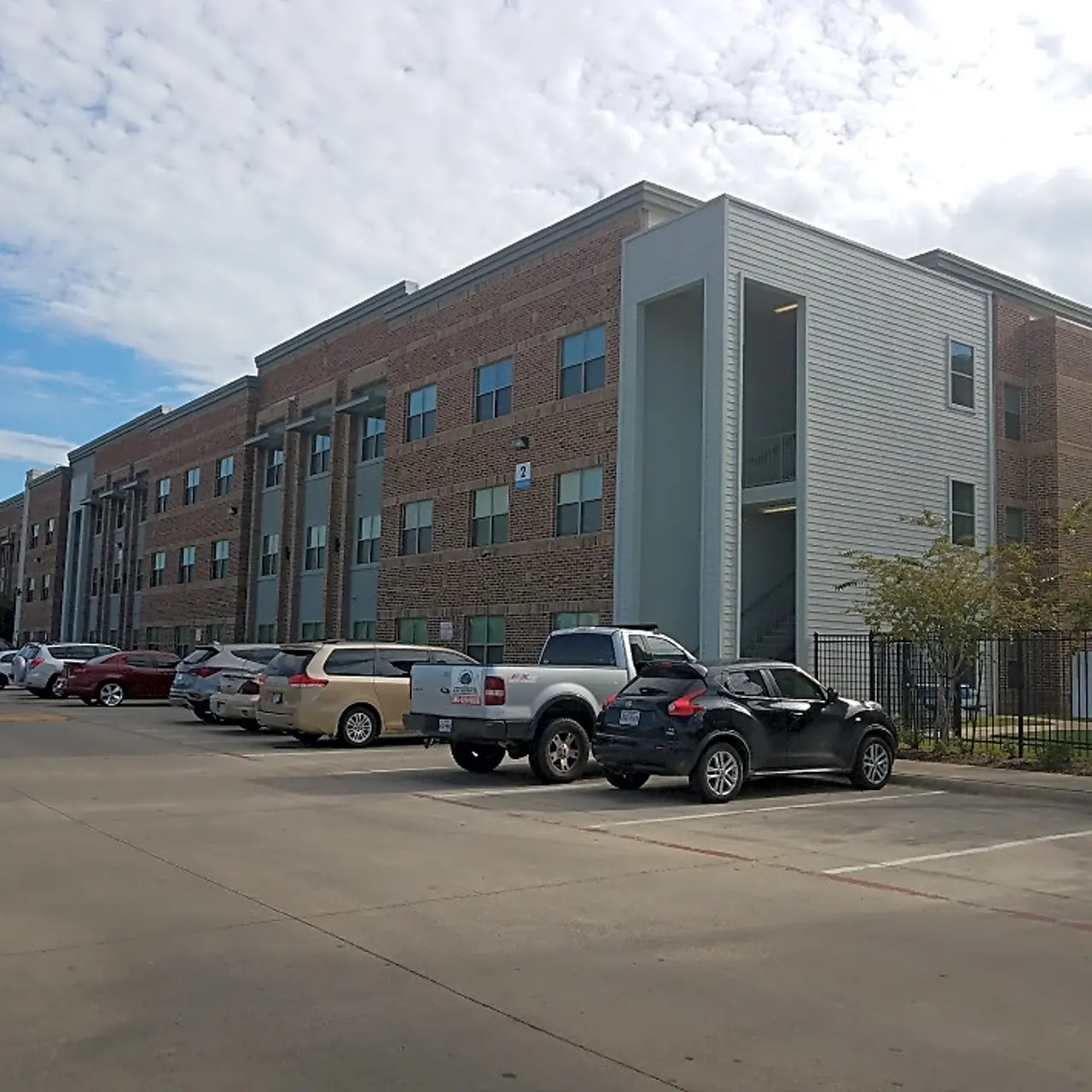 Braeburn Village Full Site - Wheel, Building, Transportation
