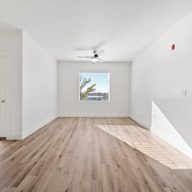 Cottonwood Village - Floor, Indoors, Interior Design