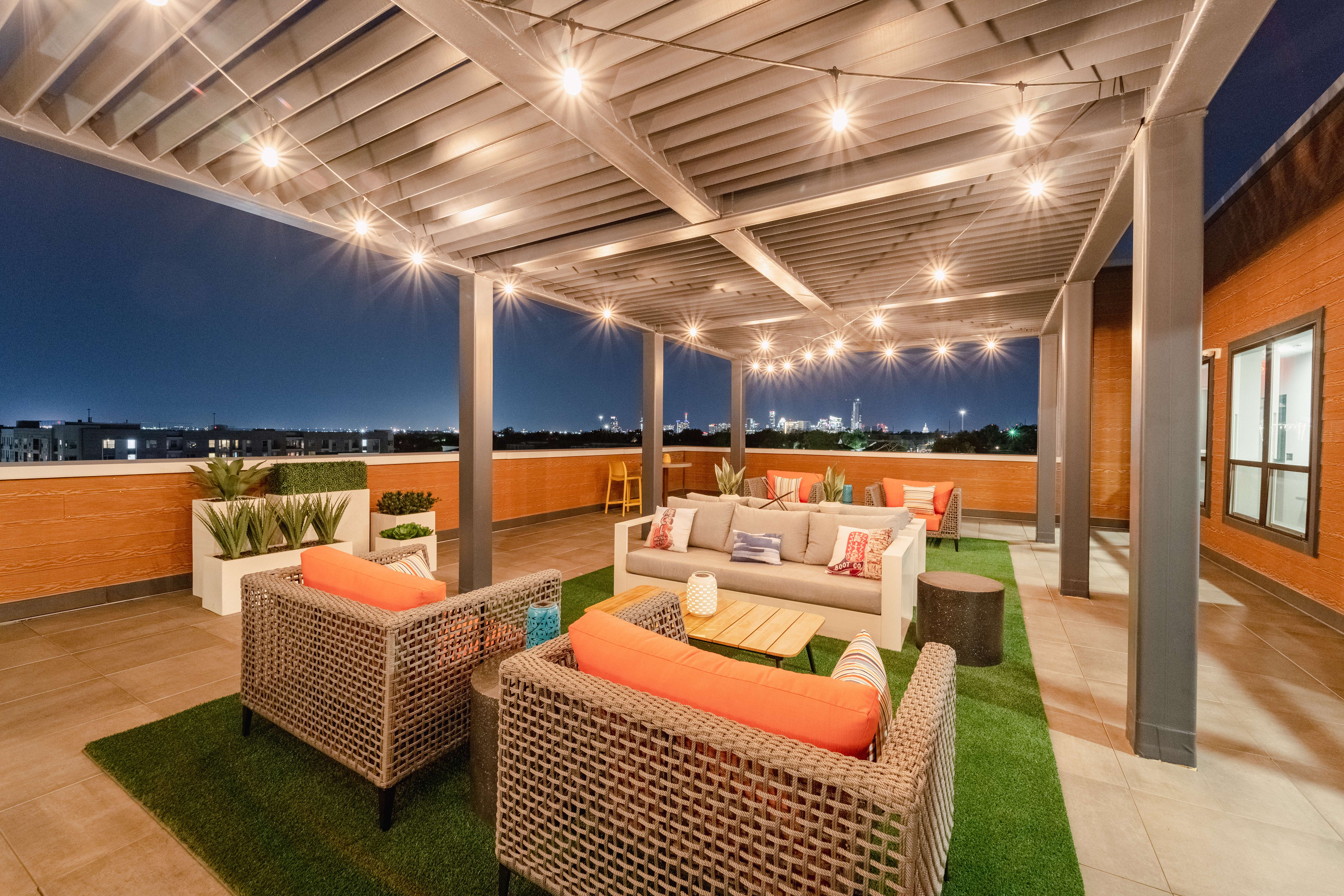 MLK Highline - Indoors, Interior Design, Terrace