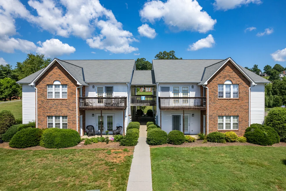Bradley Hills Apartments - Grass, Plant, Housing
