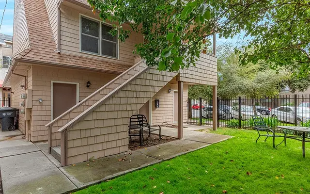 CD Properties - Yard