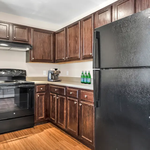 The Willows - Room, Indoors, Refrigerator