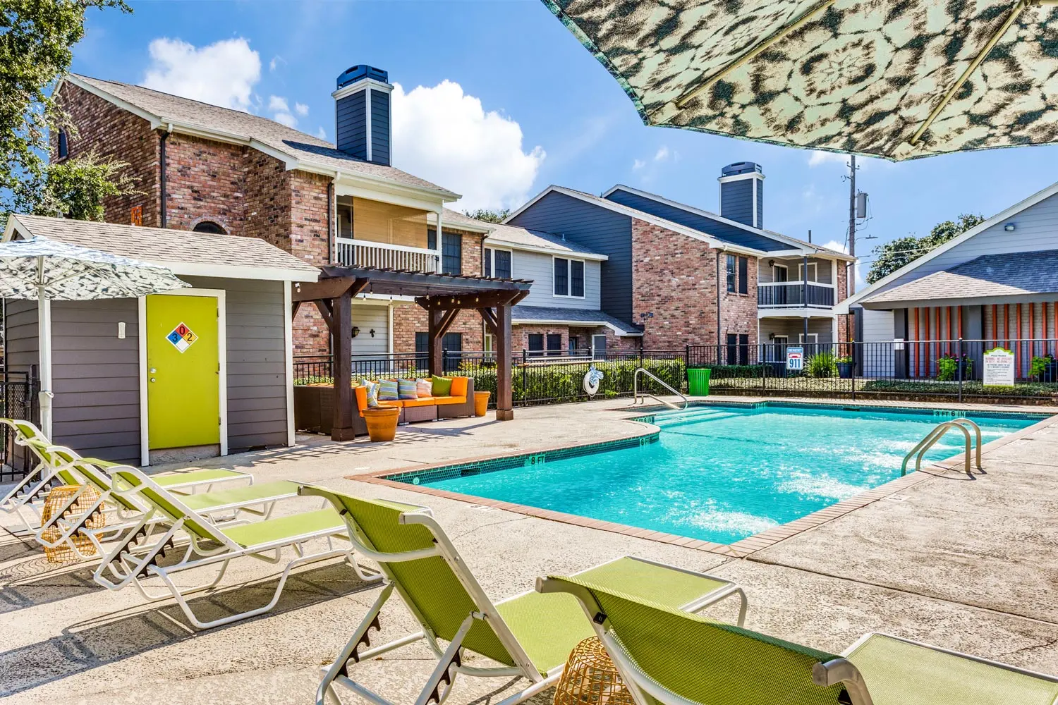 Home | Balcones Club Apartments