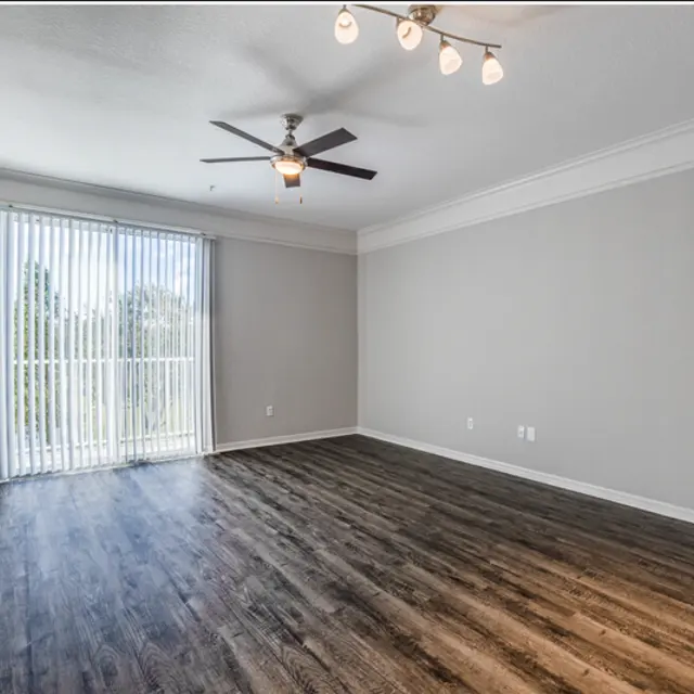 The Flats at Avalon Park - Indoors, Interior Design, Floor