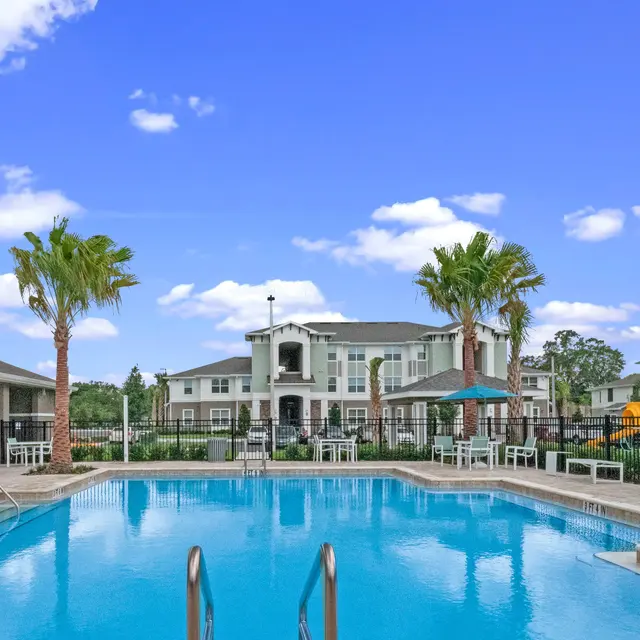 Monroe Landings - Pool, Water, Villa