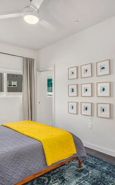 Uptown Fayetteville - Room