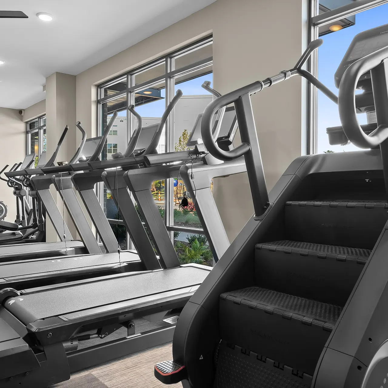 District Midtown - Working Out, Fitness, Sport