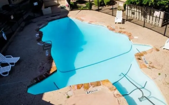 Taj Mahal Apartments Taj Mahal Apartments - Pool, Water, Swimming Pool