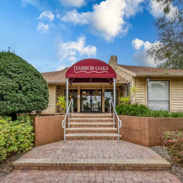 Harbor Oaks Apartments - House, Housing, Staircase
