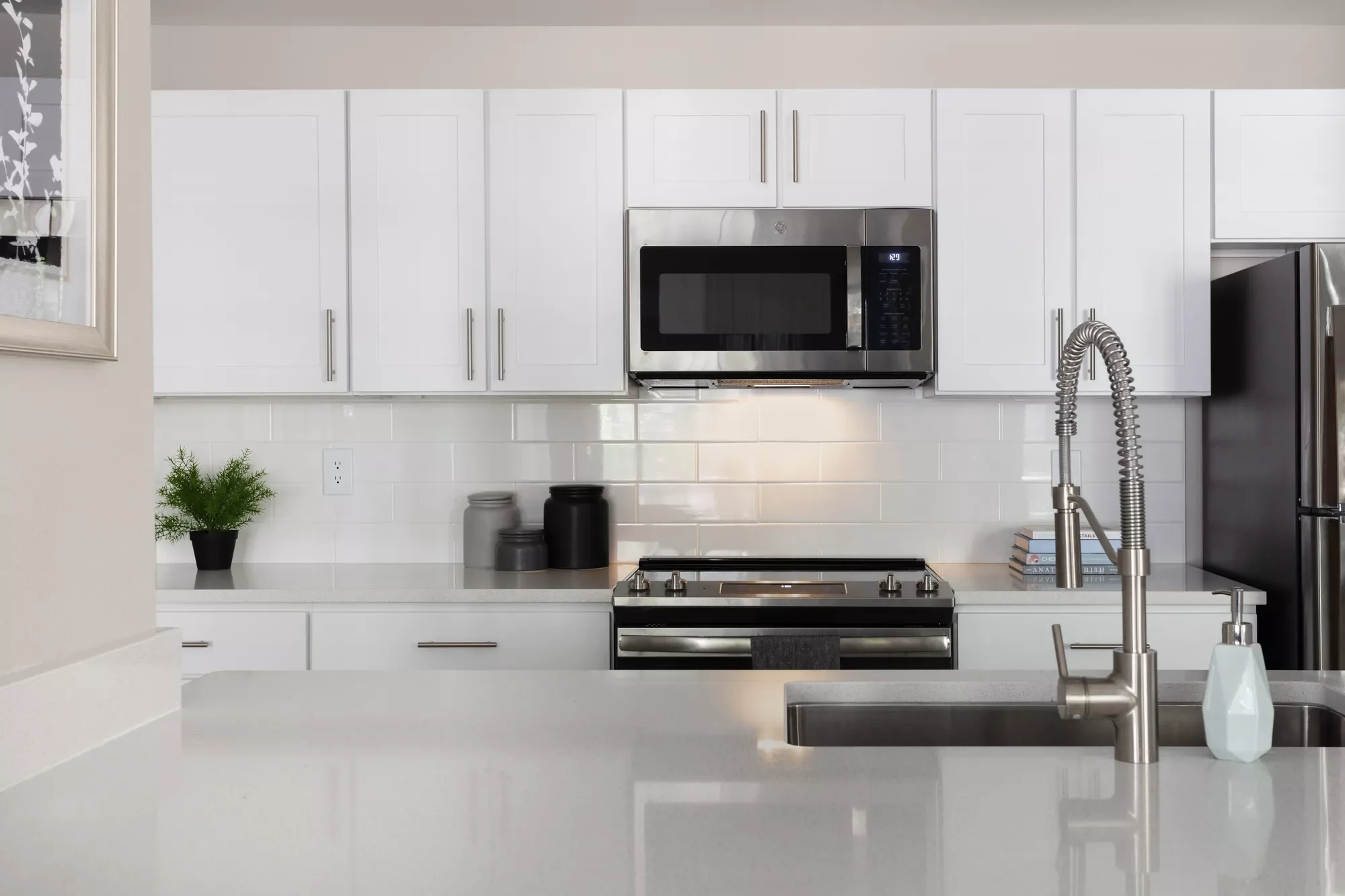 Riata - Indoors, Interior Design, Kitchen