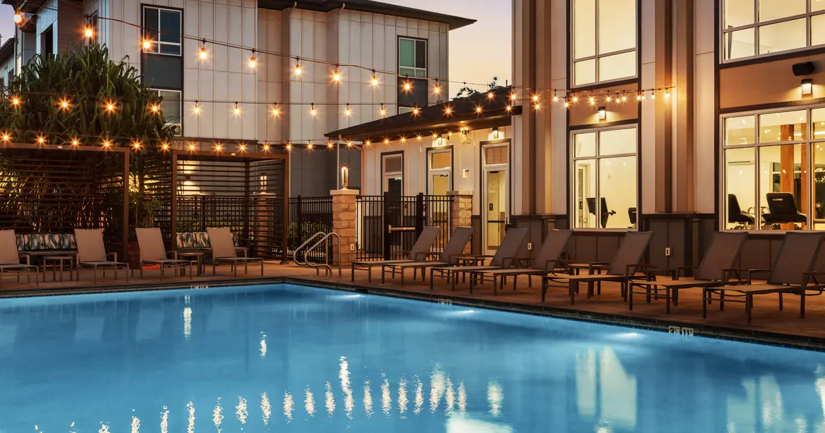 The Element - Horse Riding School in Ewa Beach