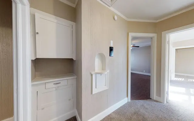 Marquita Court Apartments - Wood, Floor