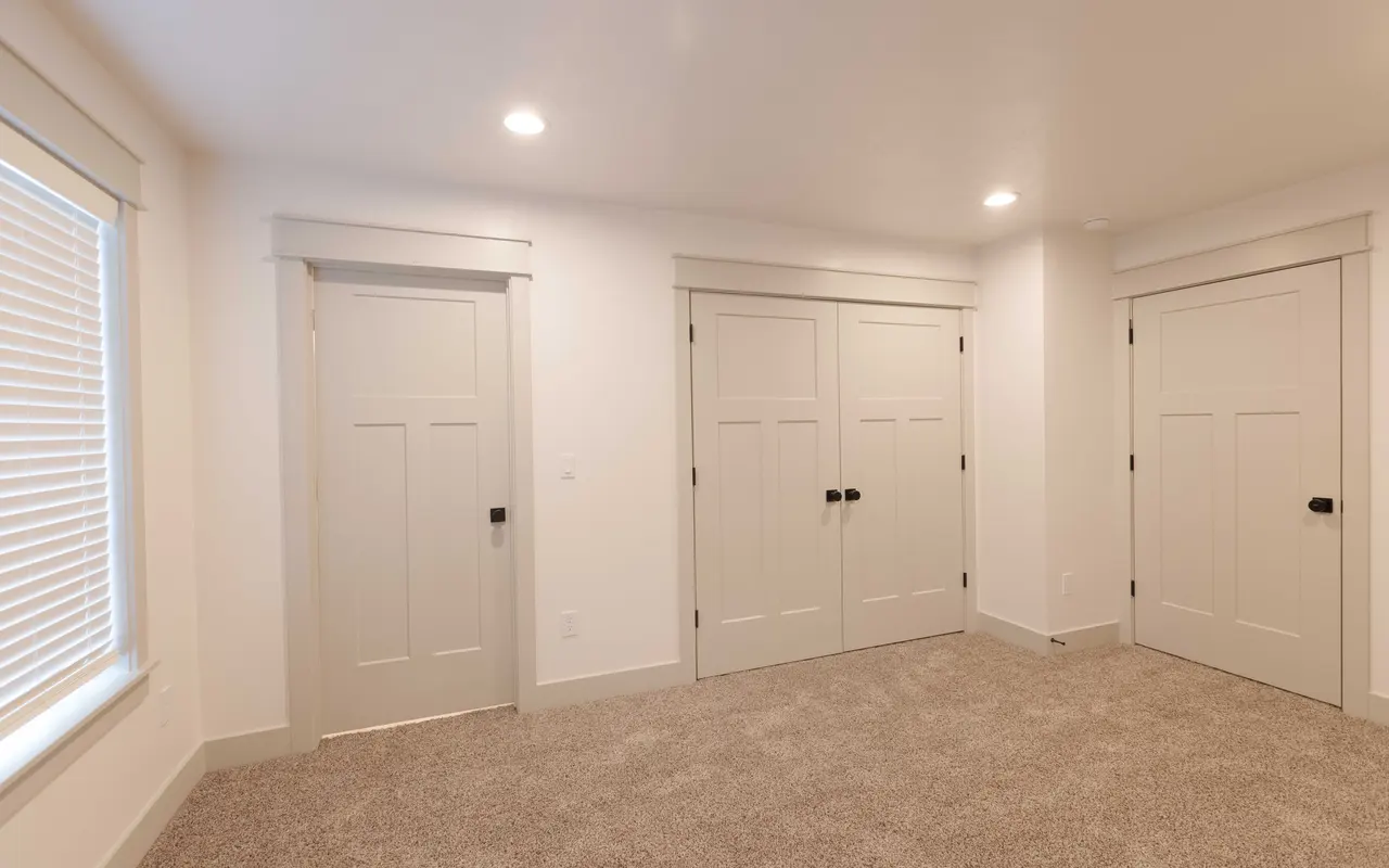 Copperwoods at Harrisville - Corner, Indoors, Interior Design