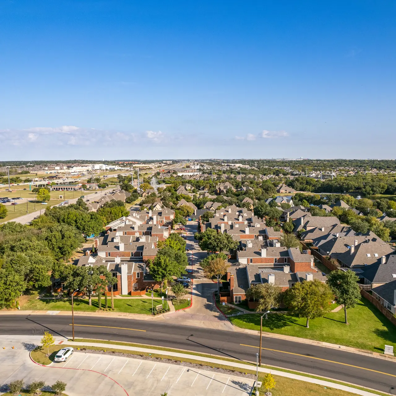 Willow Ridge - Suburb, Building, Outdoors