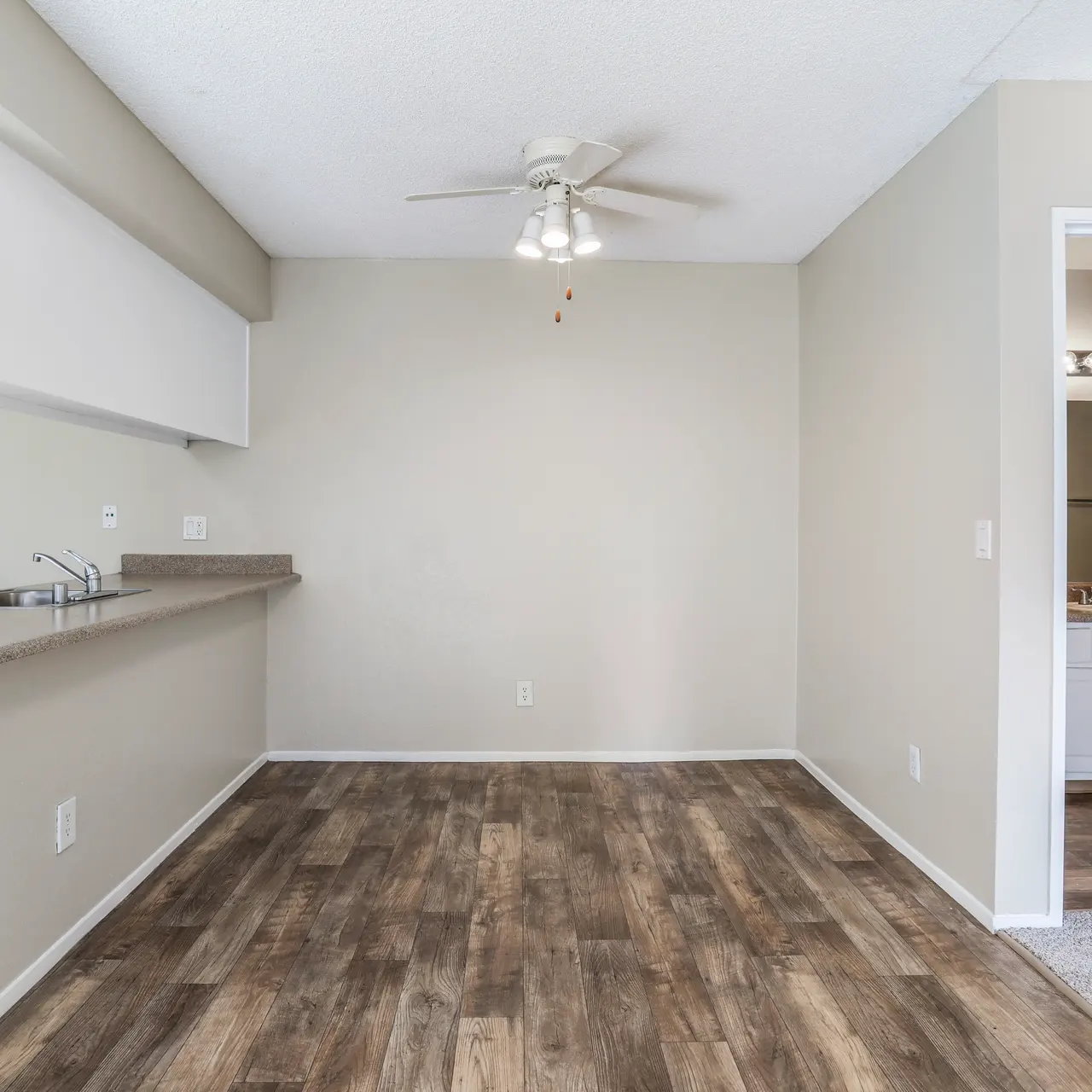 Laurel Oaks - Corner, Interior Design, Indoors