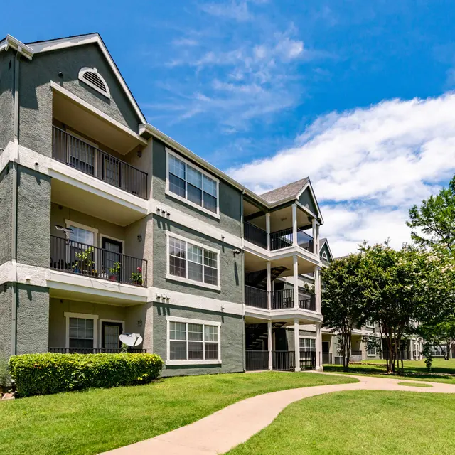 Tuscany at Wilson Creek - City, Grass, Building