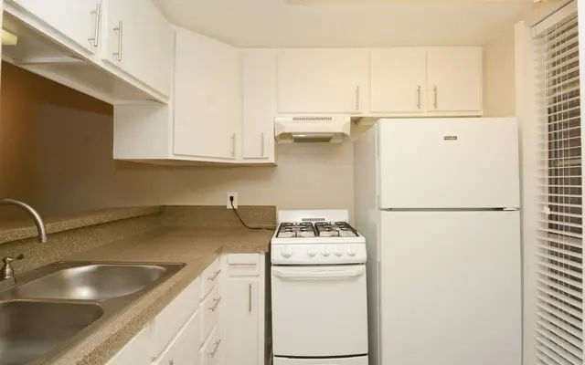 The Sterling The Sterling - Kitchen