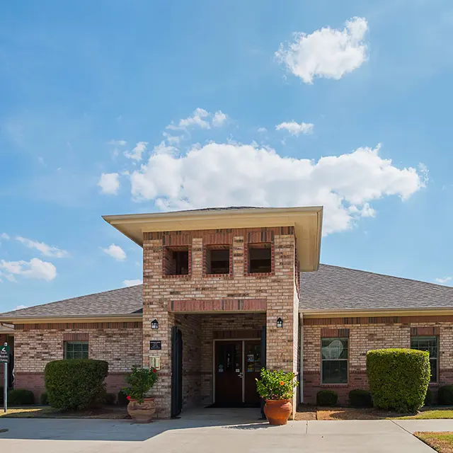 Oak Timbers North Greenbriar Elderly Oak Timbers North Greenbriar Elderly - Building, House, Housing