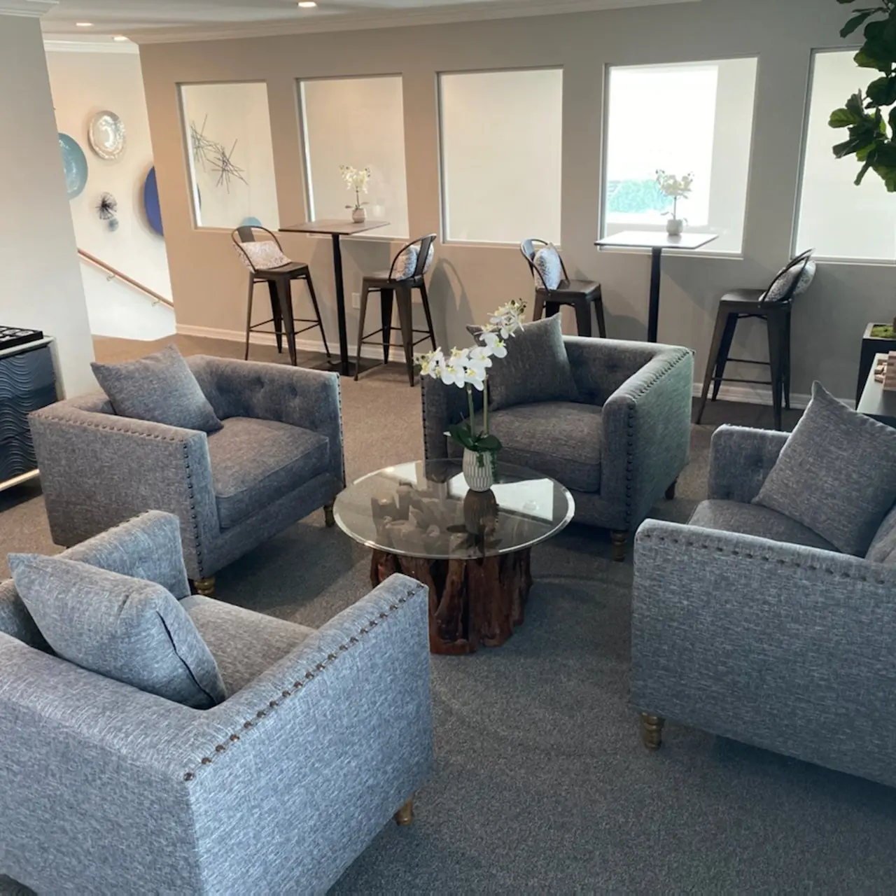 11Eleven - Indoors, Furniture, Foyer