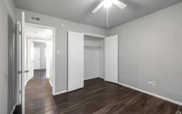 Latitude Latitude - Indoors, Interior Design, Corner