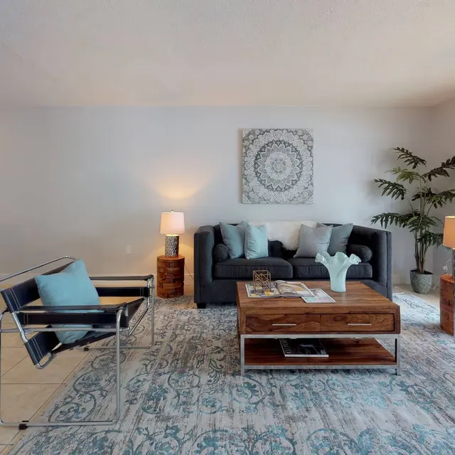 Lake House Apartments - Home Decor, Furniture, Indoors