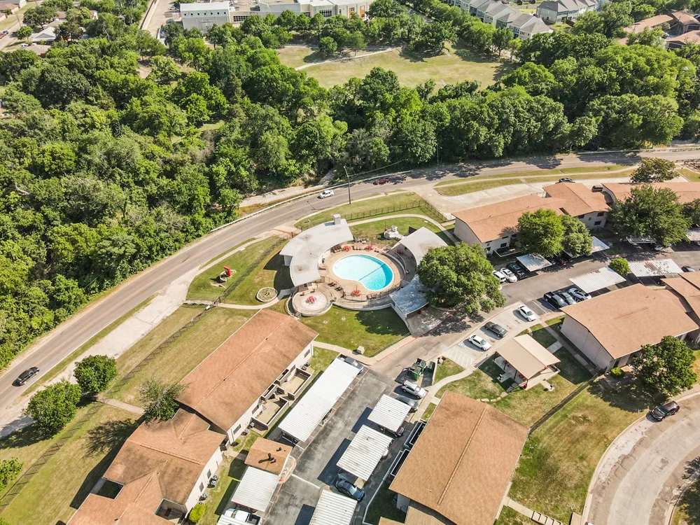Holliday Hills Apartment - Aerial View Holliday Hills Apartment - Outdoors, Building, Pool
