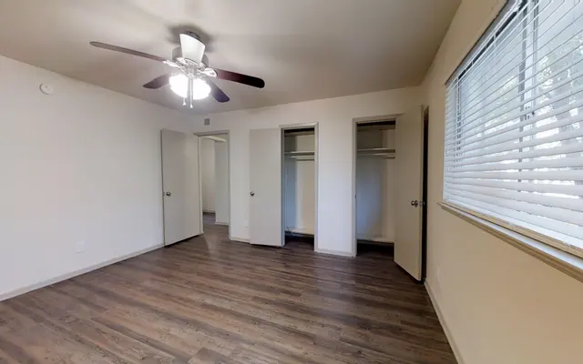 Austin's Place Apartments - Wood, Floor