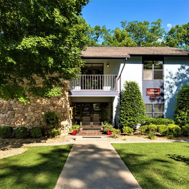 Cross Creek - Grass, Plant, Tree