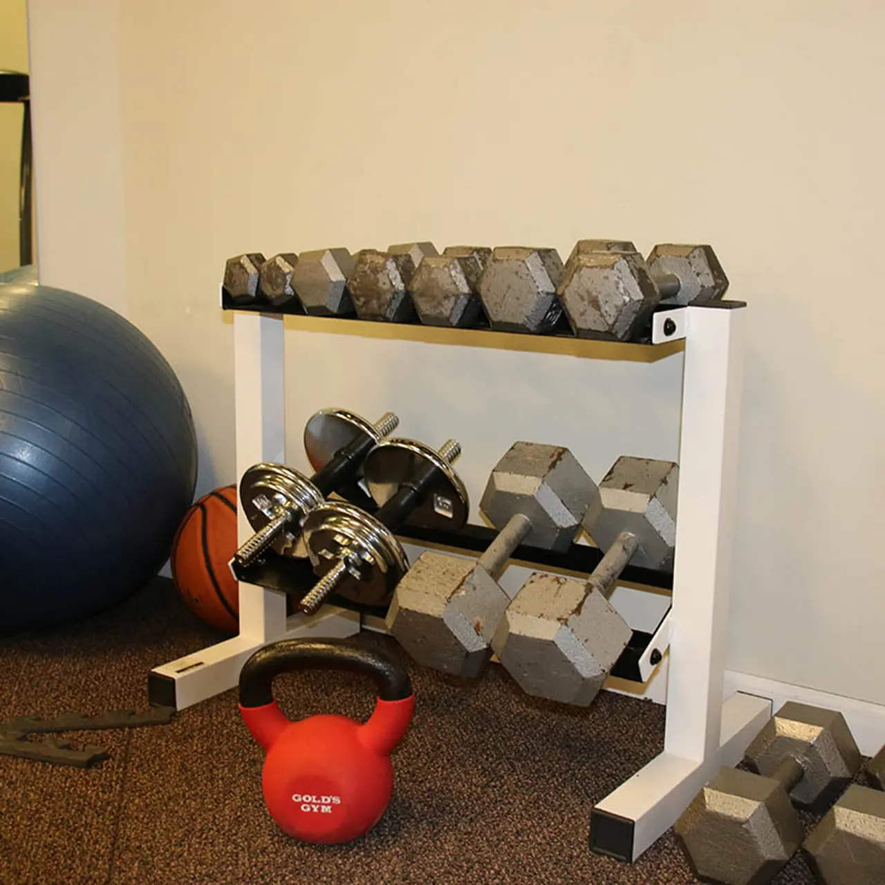 Diamond Valley Apartments - Wood, Sphere